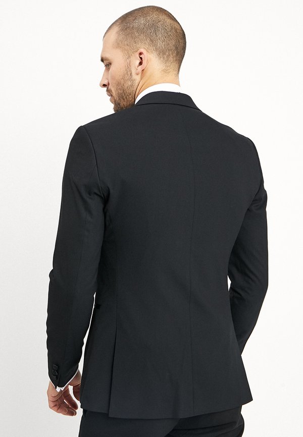 Isaac Dewhirst BASIC PLAIN TUX