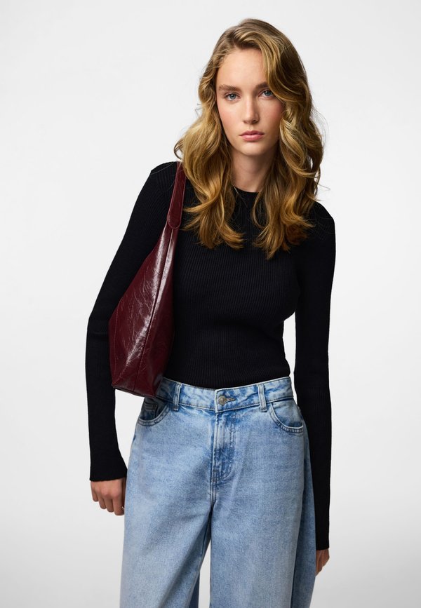 Pieces PCMIRA NEW LS O-NECK KNIT NOOS BC