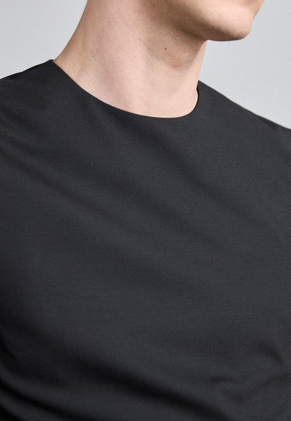 032c OFFICE ATTIRE CROPPED SUIT