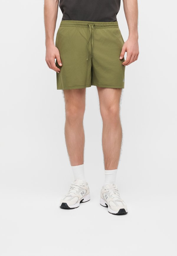 New Balance SPORT ESSENTIAL - Shorts - sport green