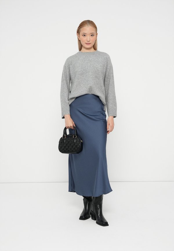 ONLY ONLRENE LIFE BUTTON O NECK