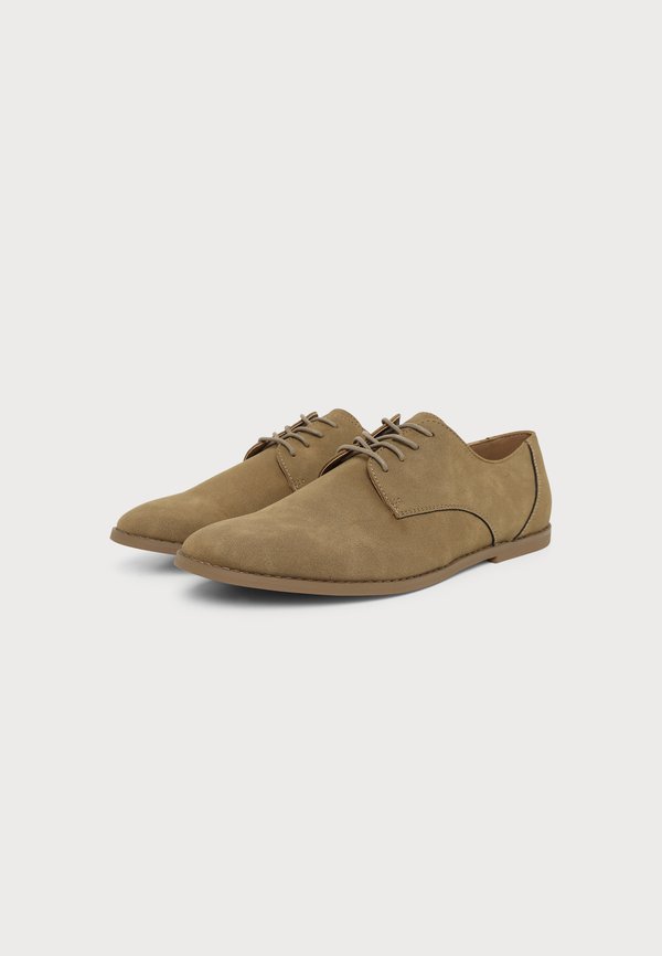 Pier One by Zalando