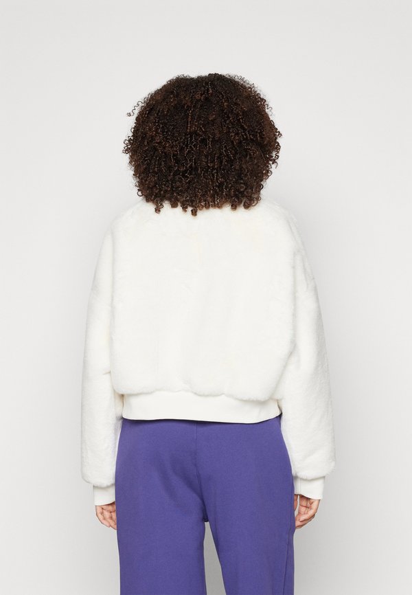 Nike Sportswear