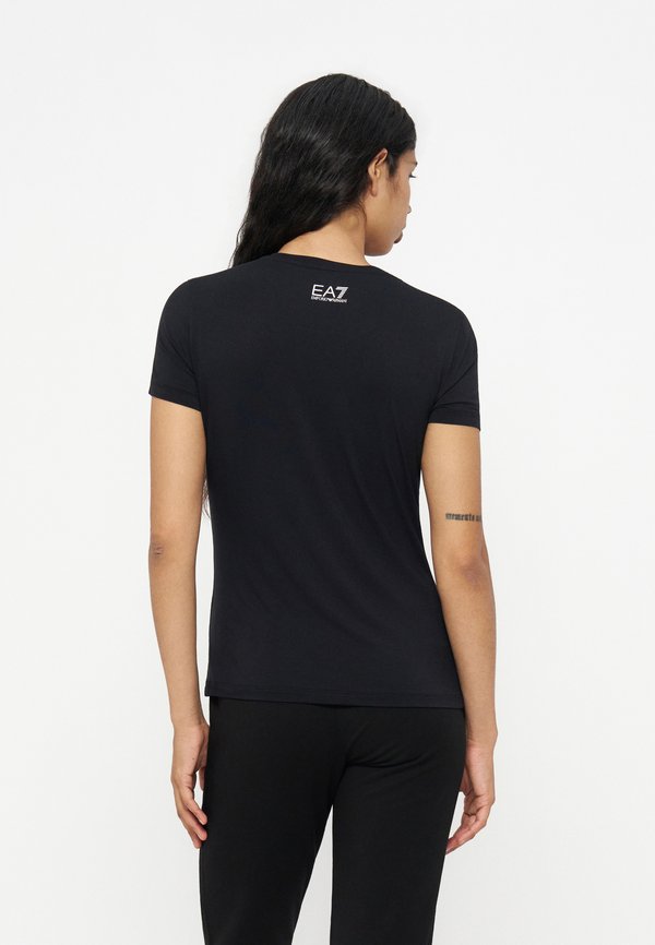 EA7 Emporio Armani