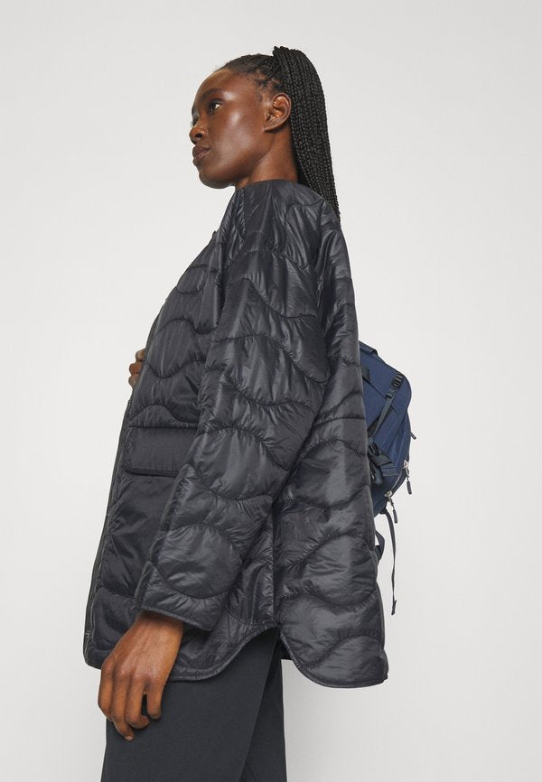 Peak Performance QUILTED OVERSIZED LINER