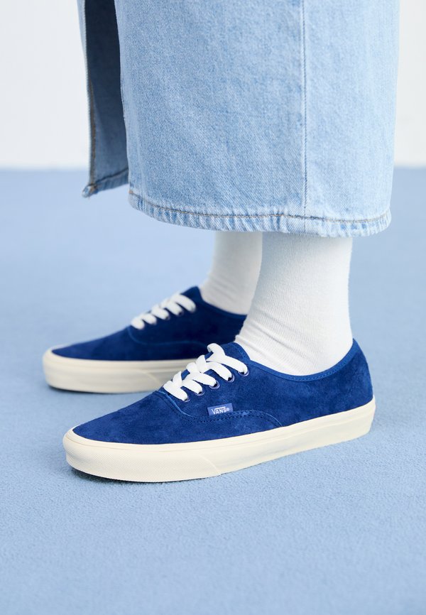 Vans AUTHENTIC UNISEX