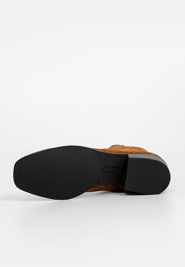 Clarks AMSER IZZY