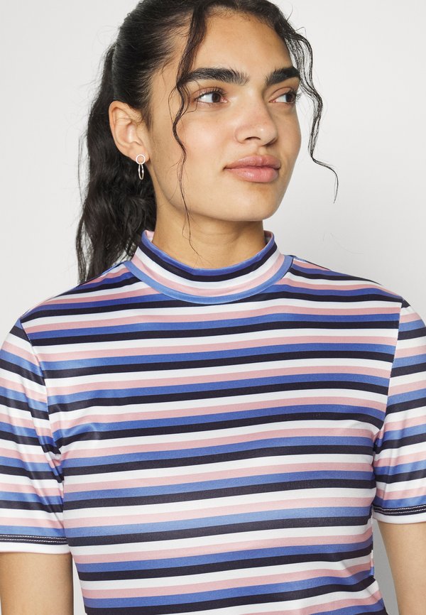 VILA VICARLA HIGHNECK