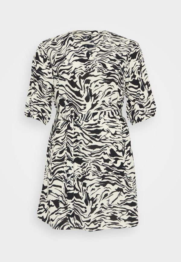 Vero Moda Curve VMCILONA 3/4 DRESS