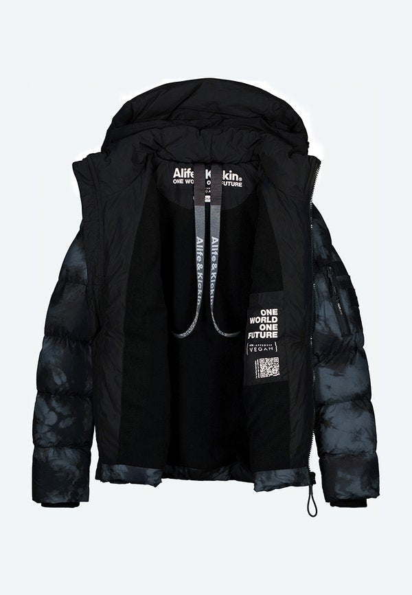 alife & kickin HENRYAK