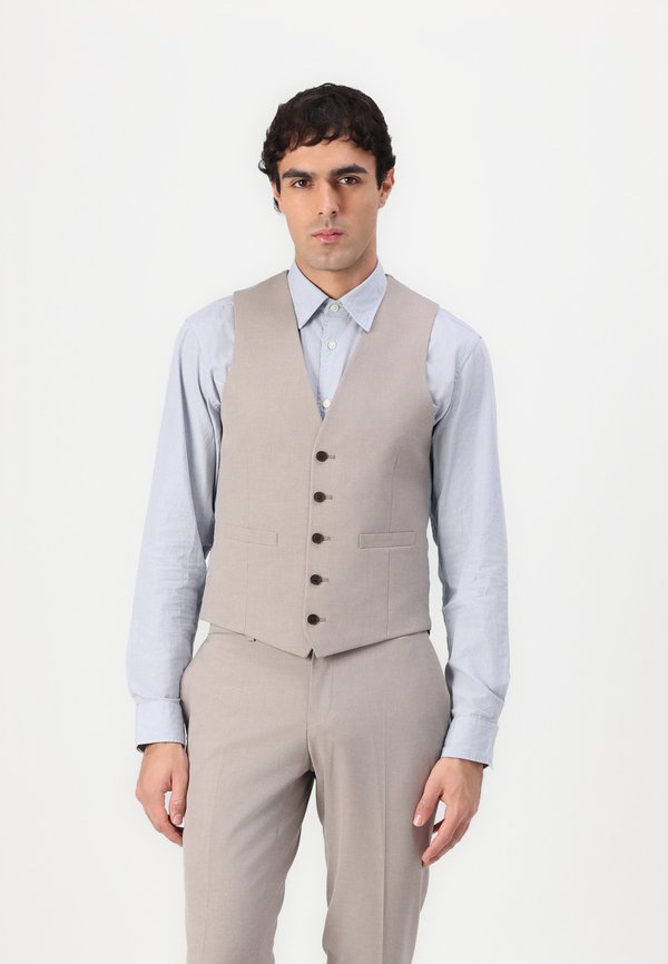Isaac Dewhirst THE FASHION NOTCH SLIM SUIT