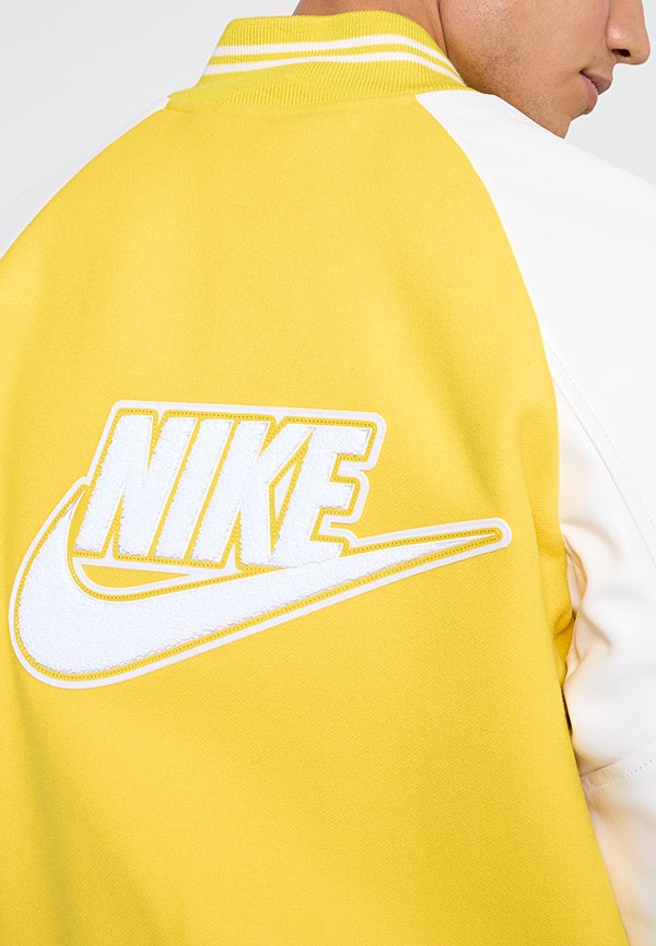 Nike Sportswear