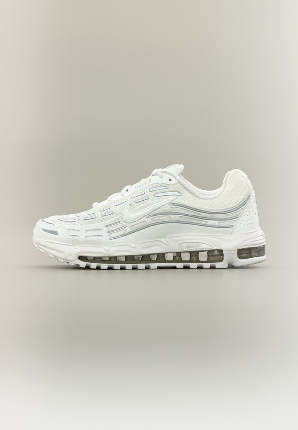 Nike Sportswear AIR MAX TL 2.5 UNISEX - Trainers - white/metallic silver-coloured/wolf grey