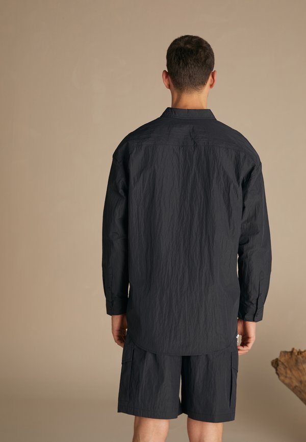 Zign STUDIO by Zalando NYLON OVERSIZED SHIRT