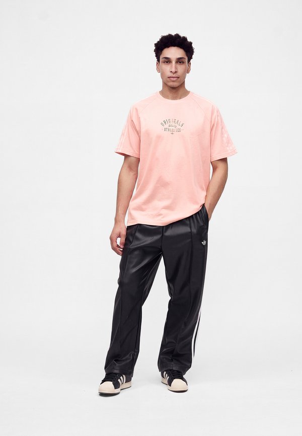 adidas Originals RINGER TEE