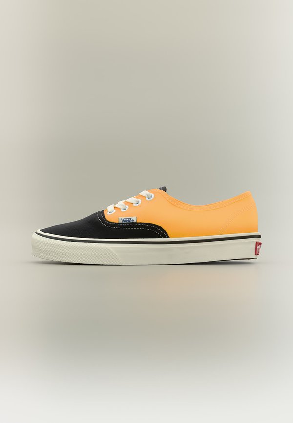 Vans AUTHENTIC