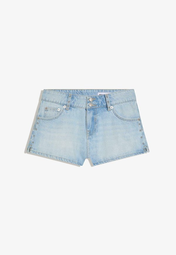 Bershka PRINTED BERMUDA SHORTS - Denim shorts - light blue