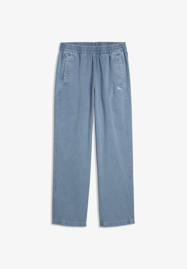 Puma FUTURE.PUMA.ARCHIVE RELAXED WASHED TWILL TRAININGSHOSE UNISEX - Relaxed fit jeans - cool blue