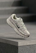 Nike Sportswear P 6000 SE - Trainers - light bone/black