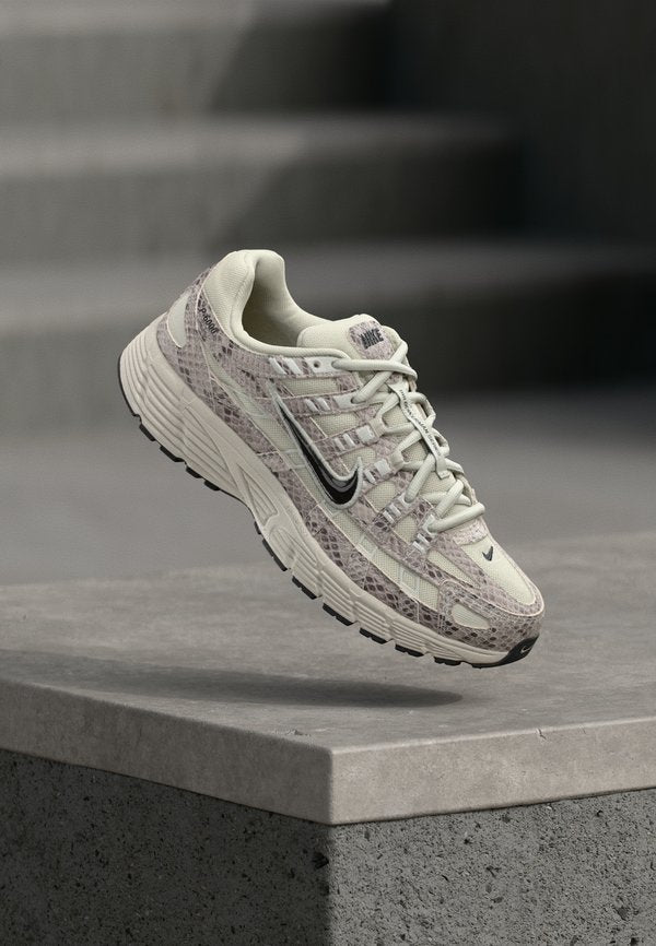 Nike Sportswear P 6000 SE - Trainers - light bone/black