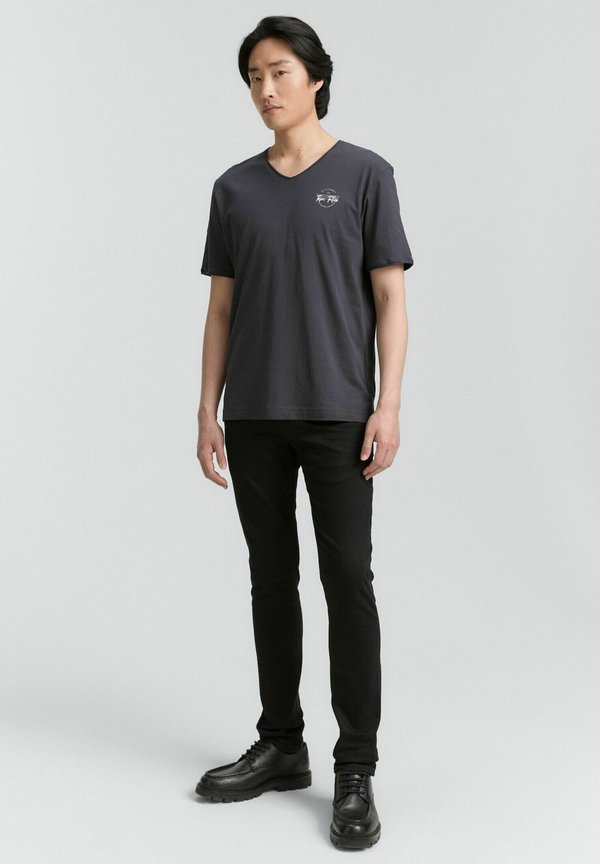 TOM TAILOR