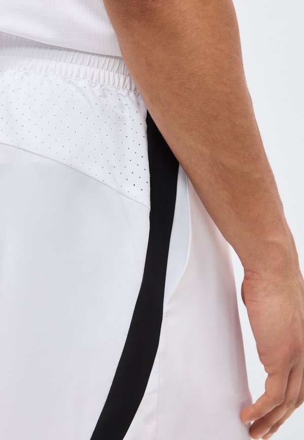 J.LINDEBERG Sports TONY SHORTS