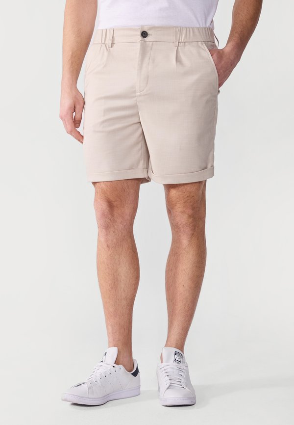 Pier One by Zalando BASIC SUIT W/ SHORTS