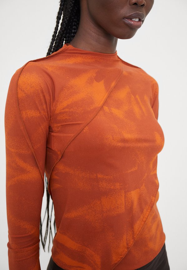 Ioannes BIAS LONGSLEEVE