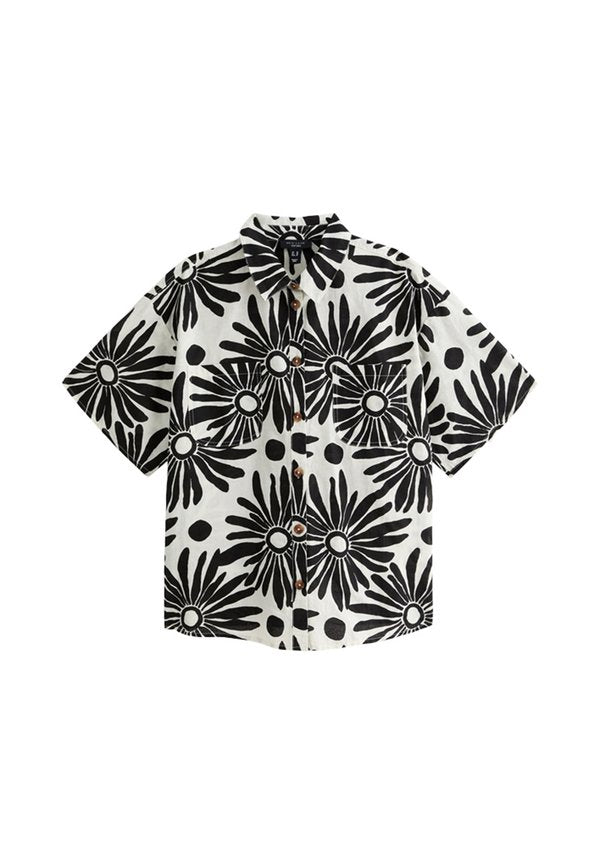 New Look Curves CURVES FLORAL SHORT SLEEVE