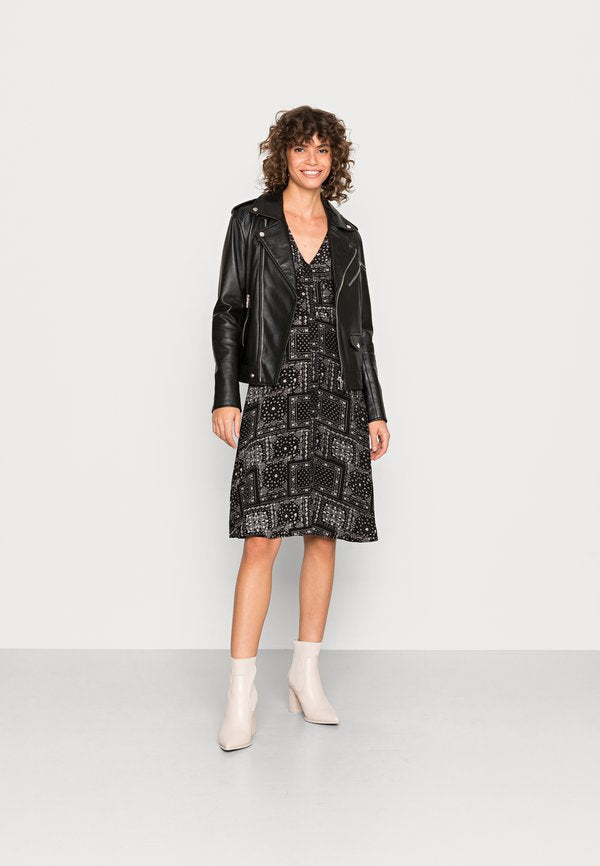 JUST FEMALE MIRACLE DRESS