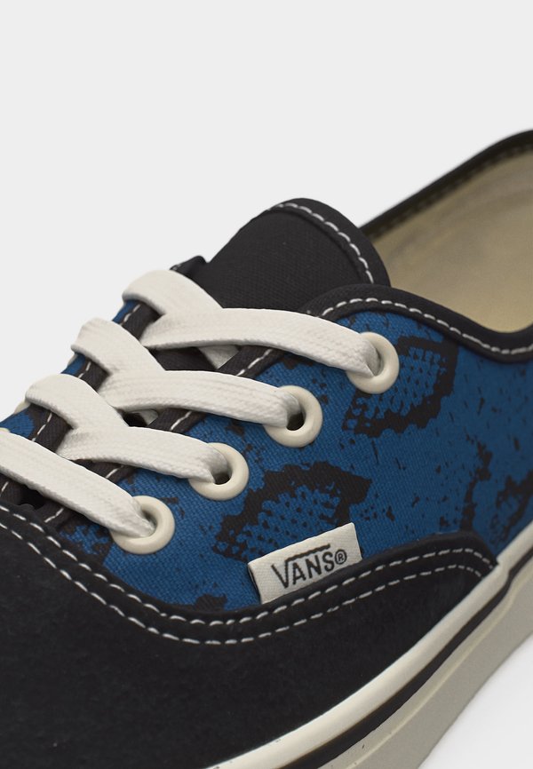 Vans AUTHENTIC