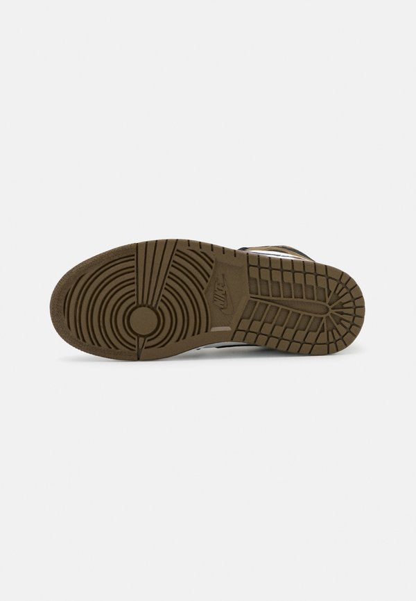 Jordan AIR JORDAN 1 MID SE