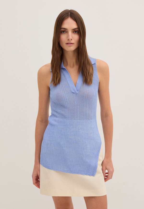 Stefanel SLEEVELESS WITH NECK