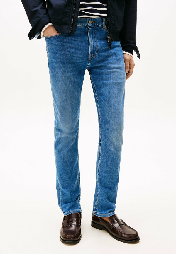 Tommy Hilfiger WHISKERED