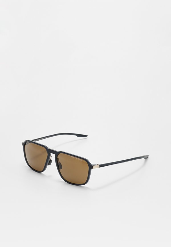 Porsche Design P8961