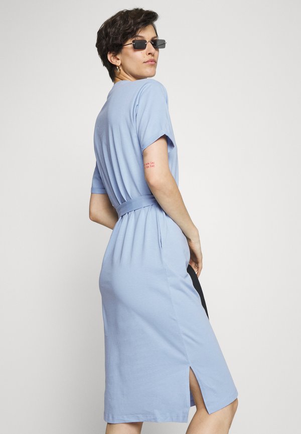 Vero Moda Tall VMOLIVA NECK SLIT DRESS