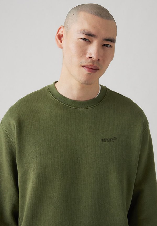 Levi's® AUTHENTIC CREW