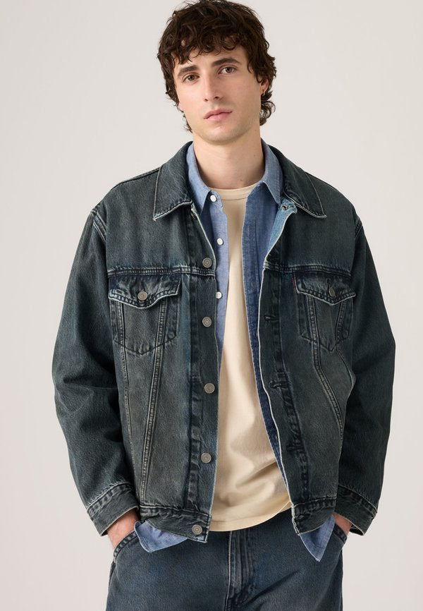 Levi's® RELAXED FIT TRUCKER - Denim jacket - dark-blue denim