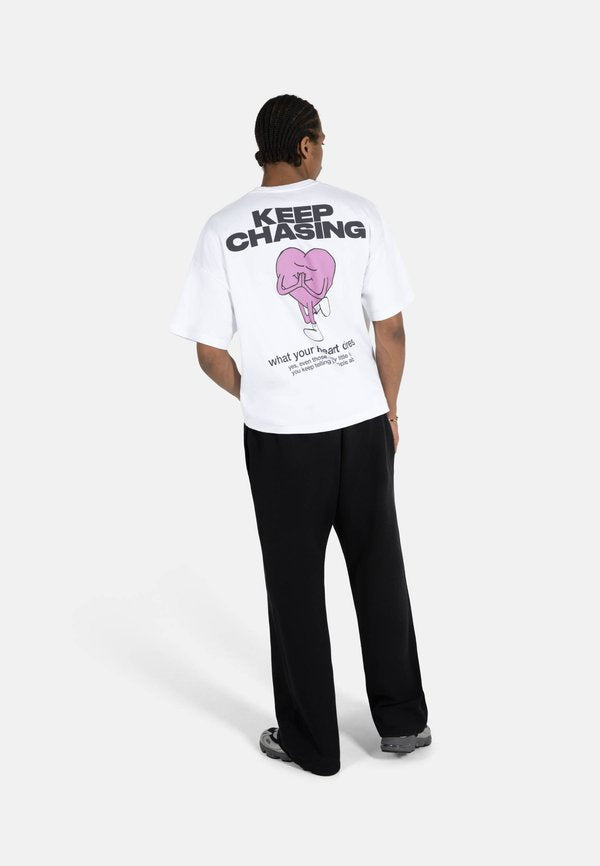 The Tracksuit Club KEEP CHASING UNISEX