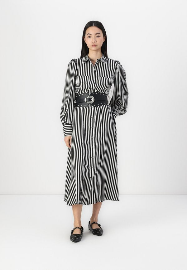 Vero Moda VMCAROE DETAIL CALF DRESS