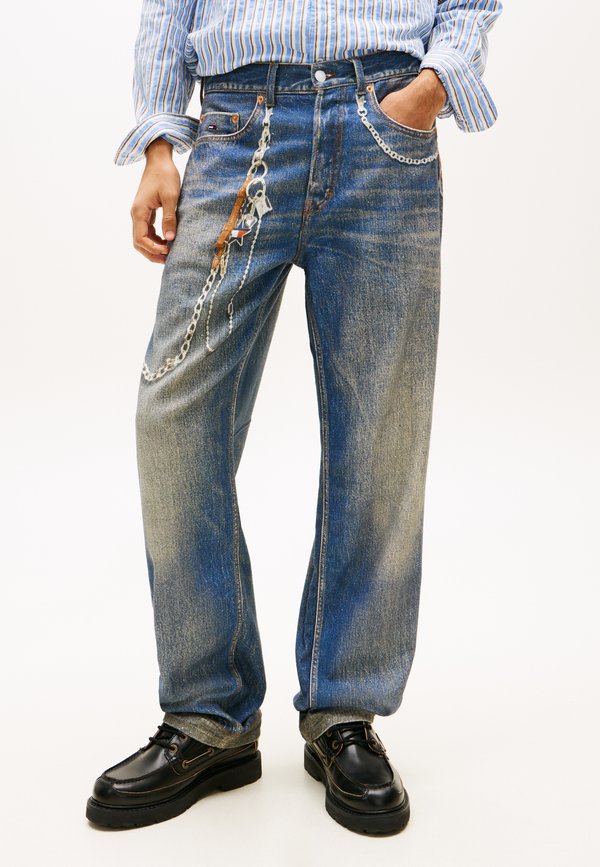 Tommy Jeans JAIMIE PRINT SELVEDGE RELAXED STRAIGHT LEG JEANS