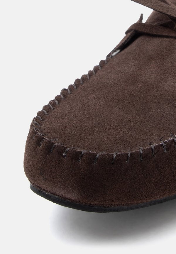 Pier One by Zalando