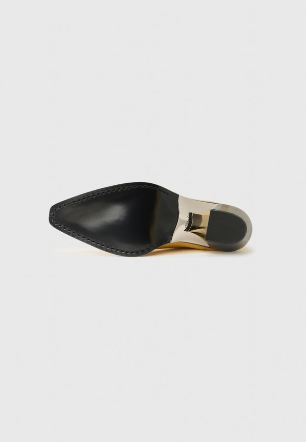 3.1 Phillip Lim DOWNTOWN CHELSEA