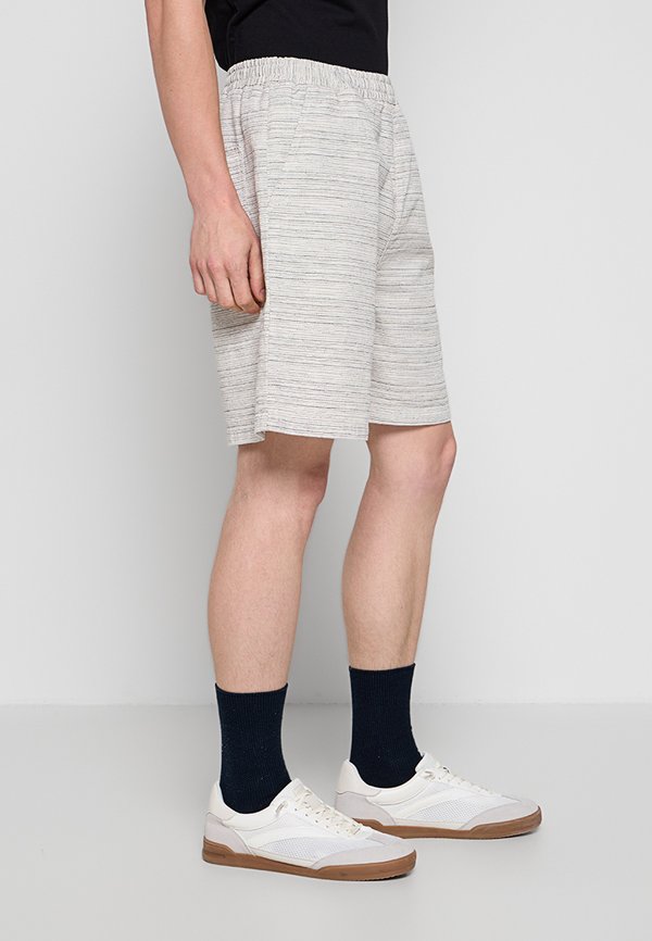 Carhartt WIP RELAXED FIT