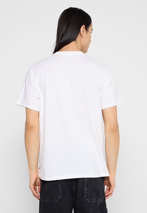 Levi's® RELAXED FIT