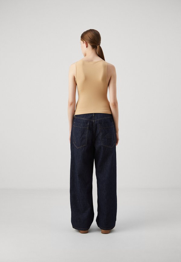 BDG Urban Outfitters SLASH NECK TANK