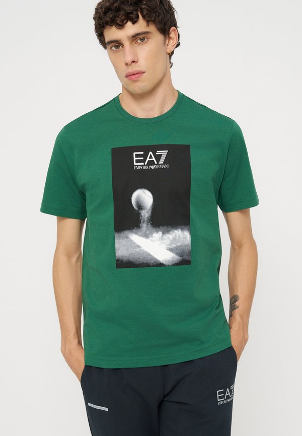 EA7 Emporio Armani