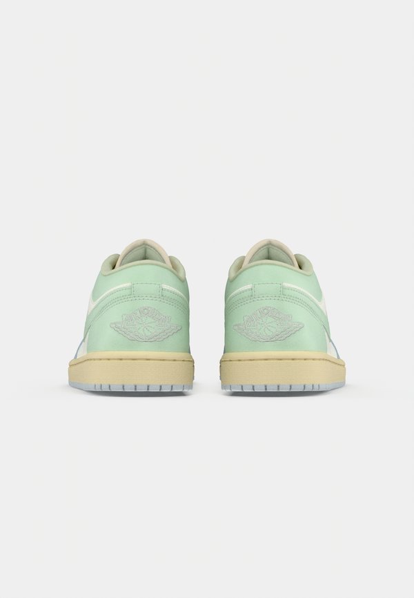 Jordan AIR JORDAN 1