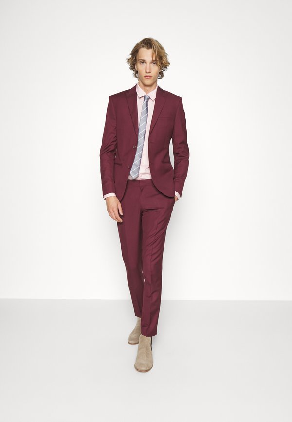 Isaac Dewhirst FASHION SUIT