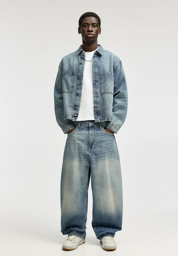 PULL&BEAR SUPPER BAGGY